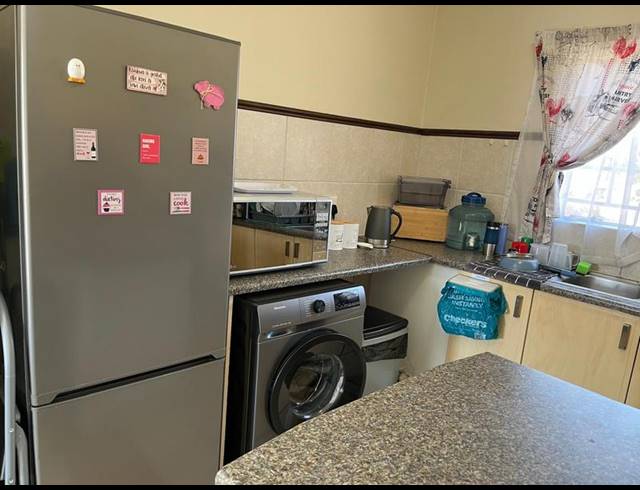 2 BEDROOM APARTMENT FOR SALE IN EQUESTRIA